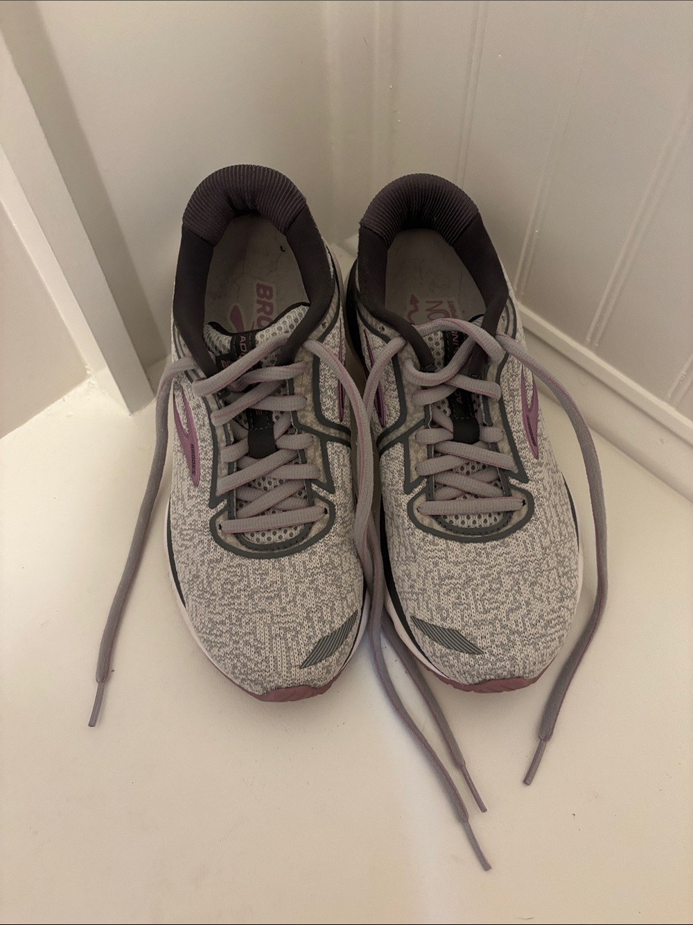 Brooks GTS  XX Women’s Gray and Lavender Athletic Running Shoes